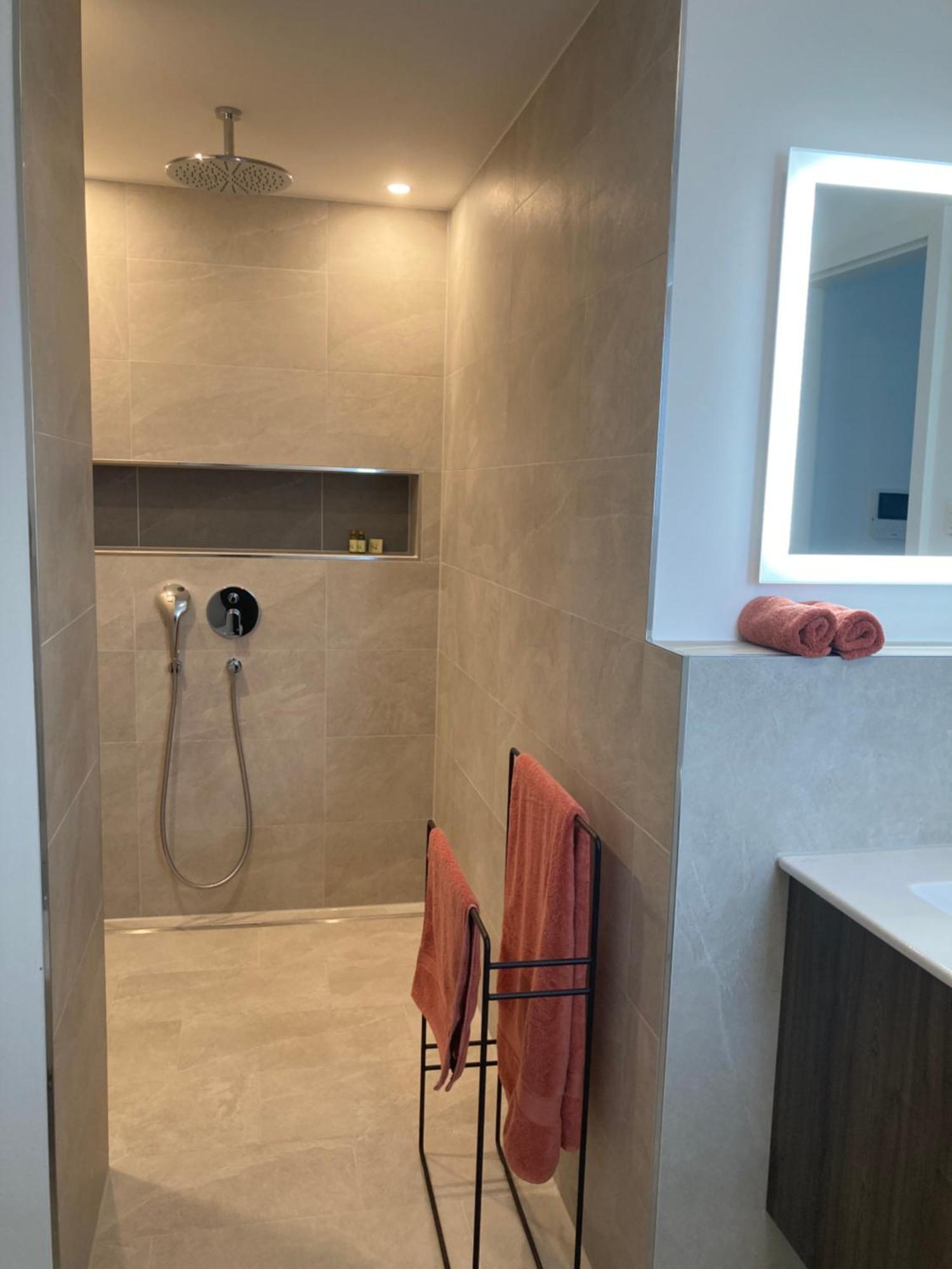 Apartment Alma - Art Luxus Modern Ambiente